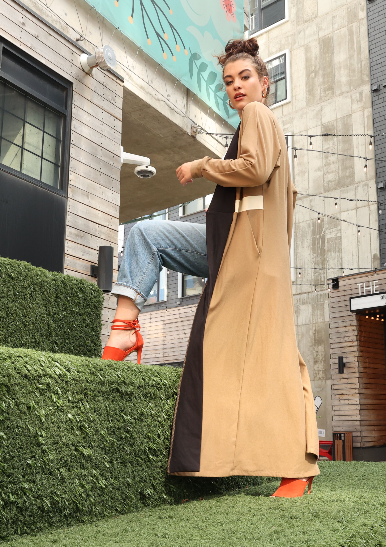 Street Trench Coat – Winter Fashion – Kiya Tomlin