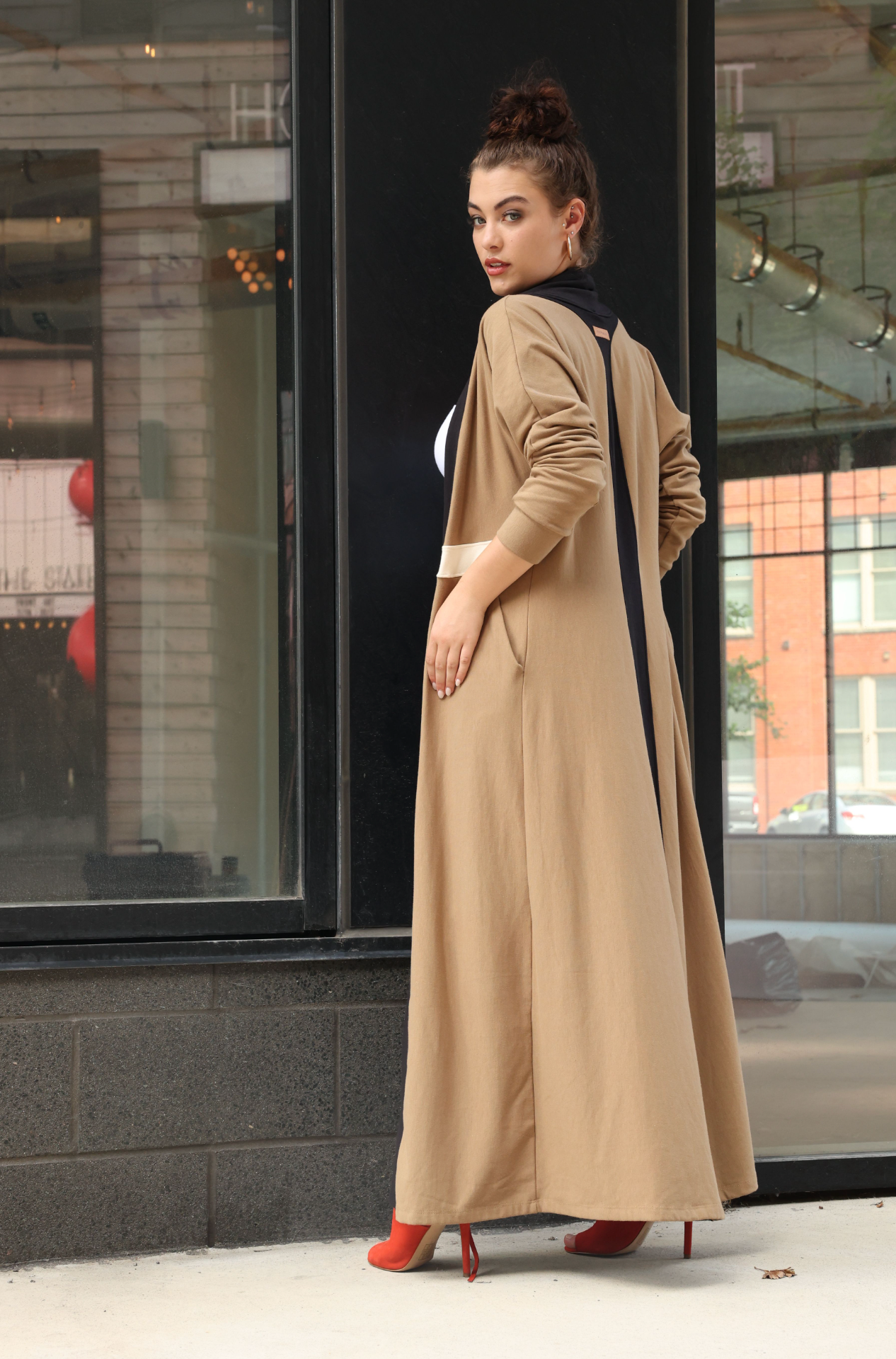 Street Trench Coat – Winter Fashion – Kiya Tomlin